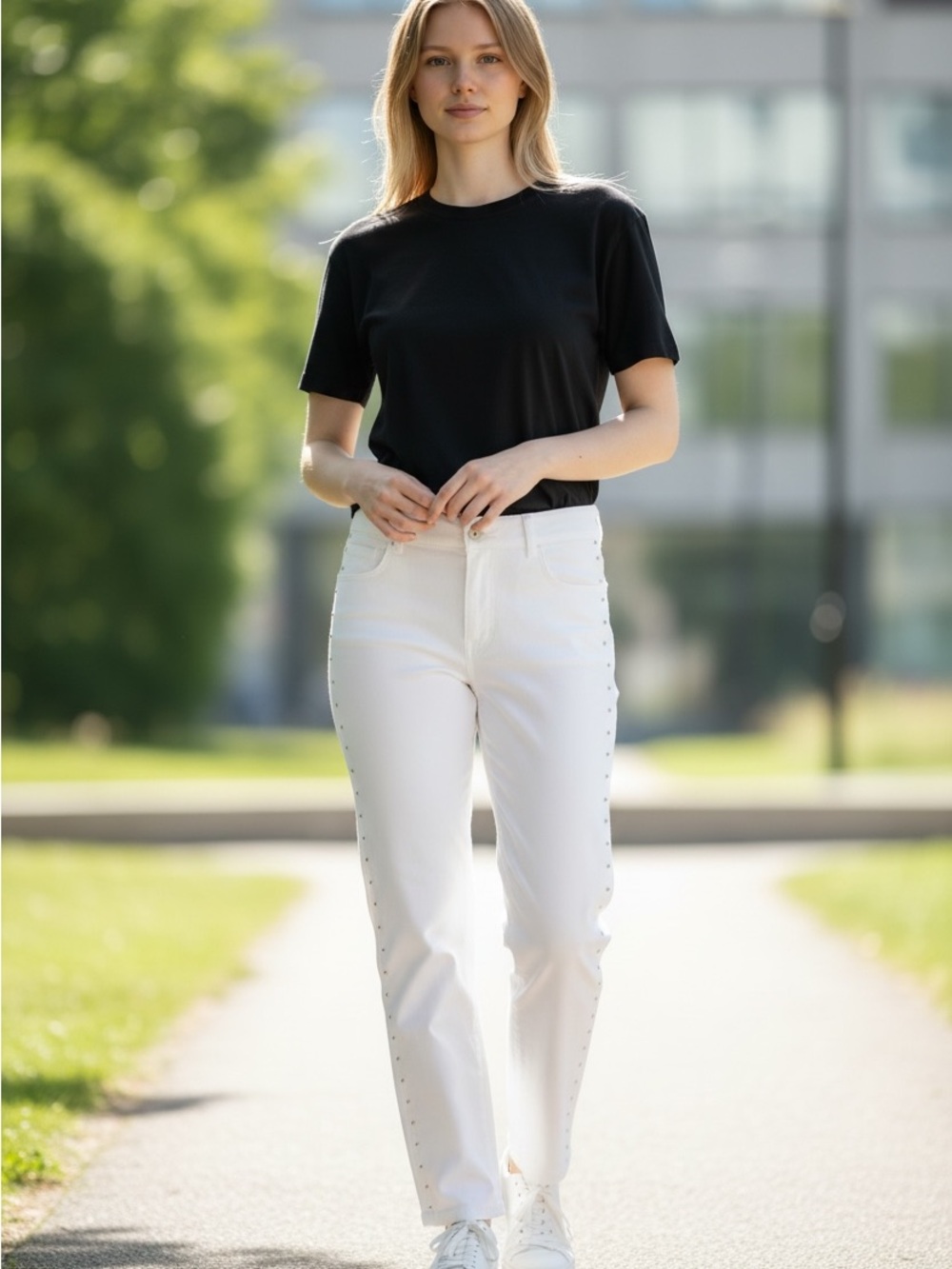 Entro Pearl Studded Denim Jeans